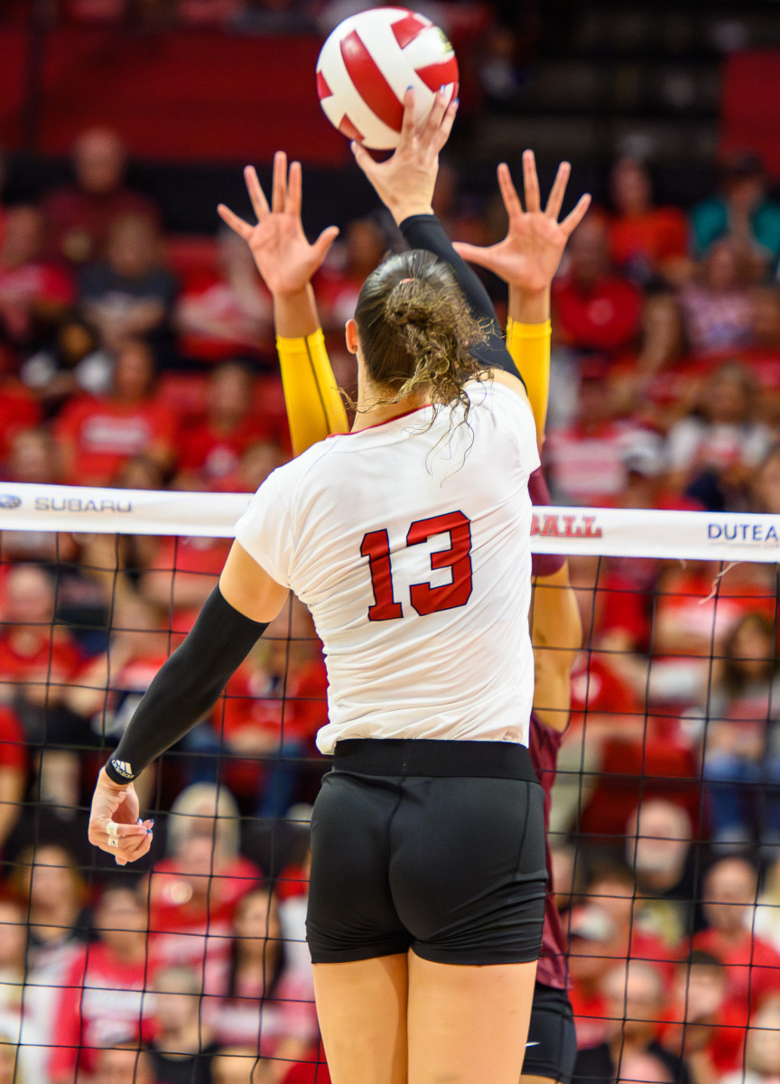 13_Merritt Beason_VB vs Minnesota 0924